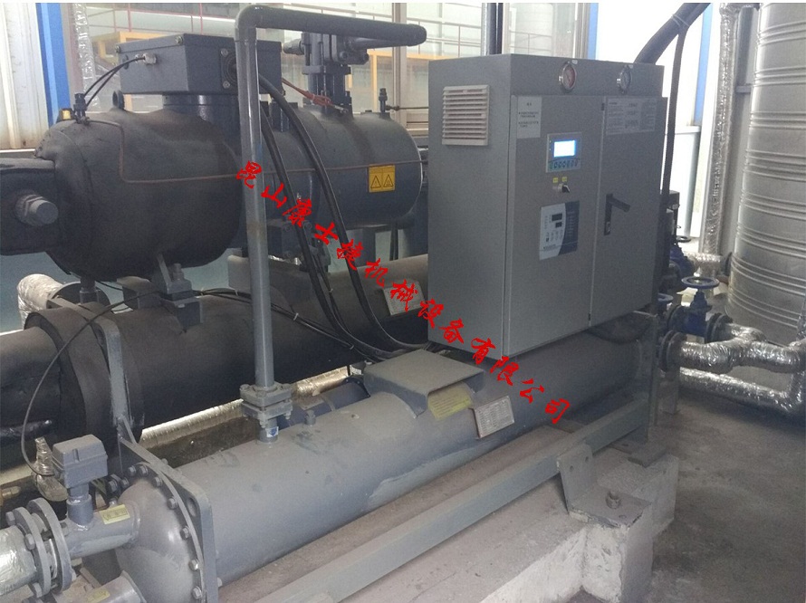 【冷熱一體恒溫機(jī)組】冷熱一體恒溫機(jī)組又叫制冷制熱機(jī)組,冷熱一體恒溫機(jī)組工作原理 【冷熱一體恒溫機(jī)組】冷熱一體恒溫機(jī)組又叫制冷制熱機(jī)組,冷熱一體恒溫機(jī)組工作原理